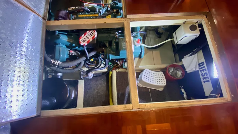 Popeye Yacht Photos Pics 