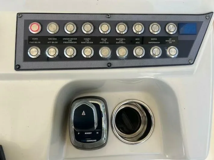  Yacht Photos Pics 2022 Scout 277 Lxf - Image 8