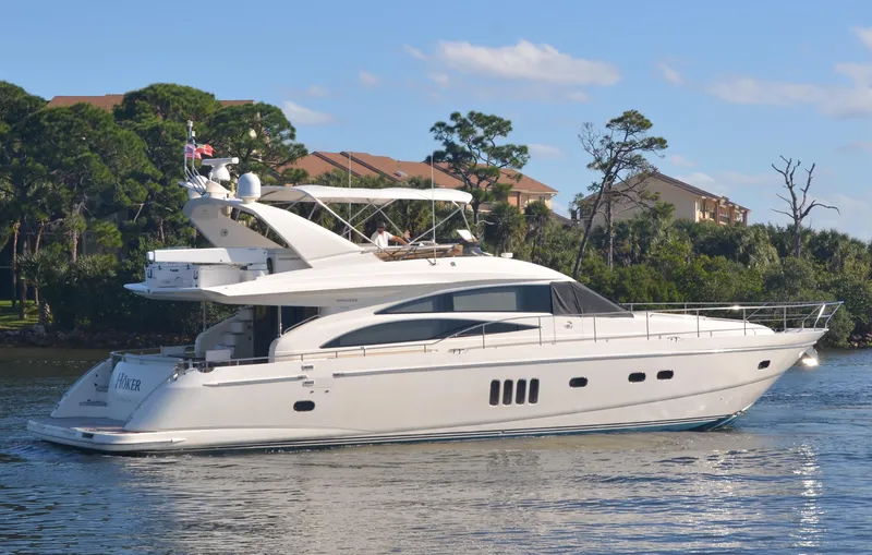 Hoker Yacht Photos Pics Princess 67 - Profile