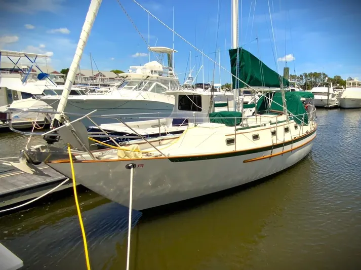 Carolina Yacht Photos Pics 
