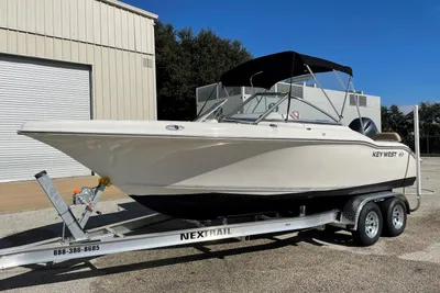 Key West 211 Dual Console