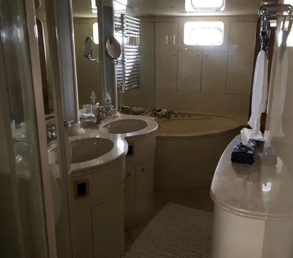 Kintali Yacht Photos Pics 