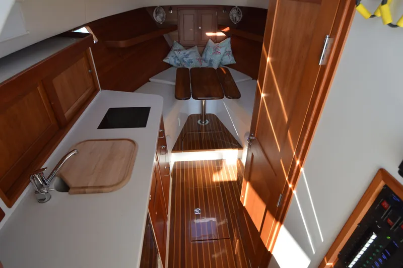 Ramble Yacht Photos Pics 