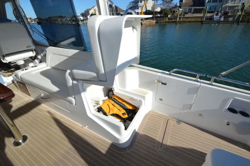 Ramble Yacht Photos Pics 