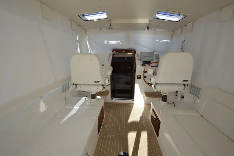 Ramble Yacht Photos Pics 