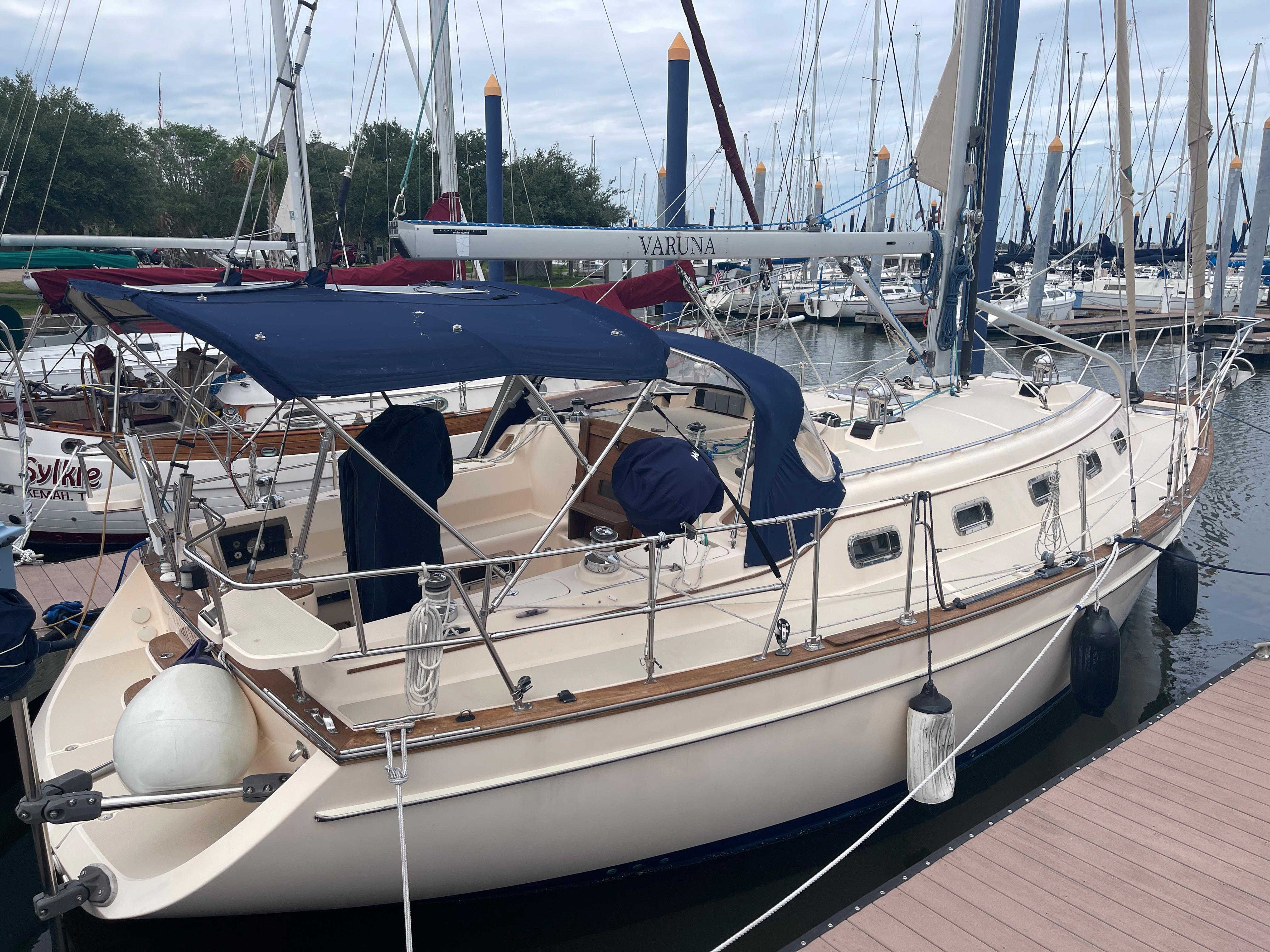 yachtworld island packet 370