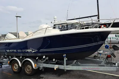 2006 White Shark WHITE SHARK 205