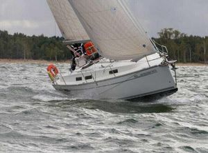 2011 Bavaria 32 Cruiser