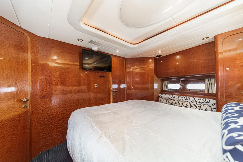 Dancing Lady Yacht Photos Pics 