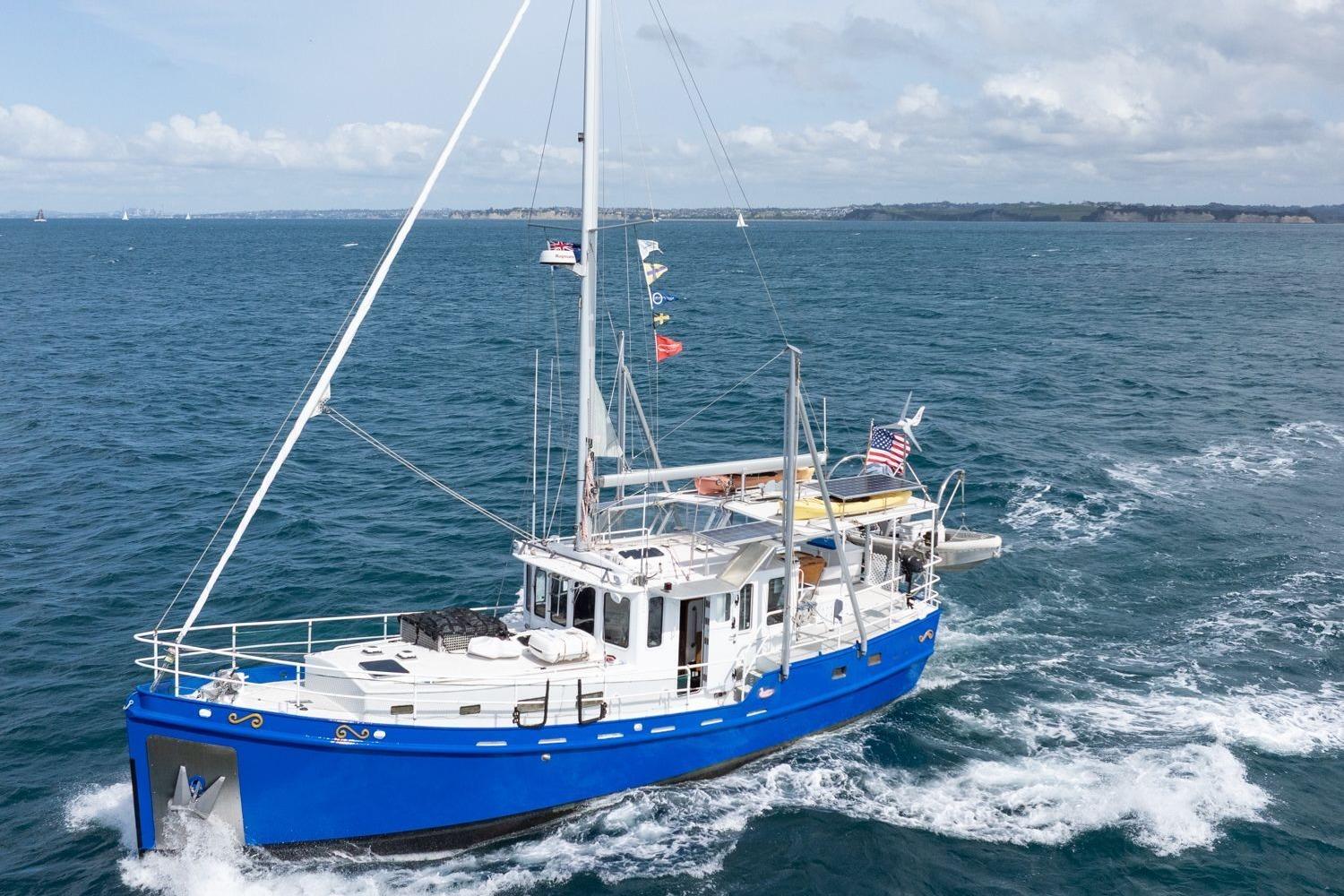 Diesel Duck Classic 44