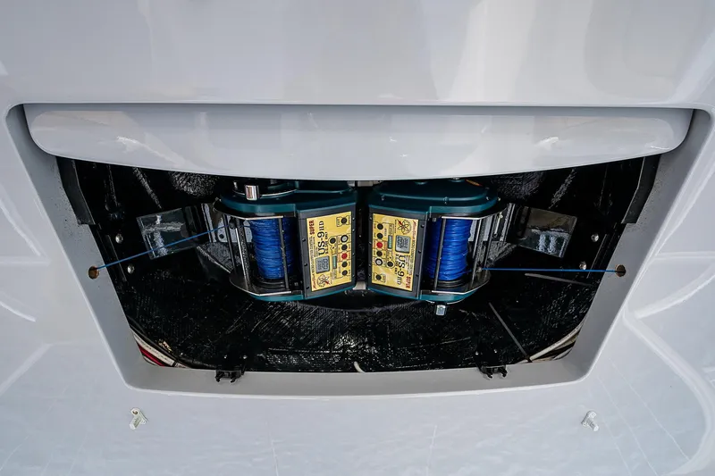 Isla Jane Yacht Photos Pics 