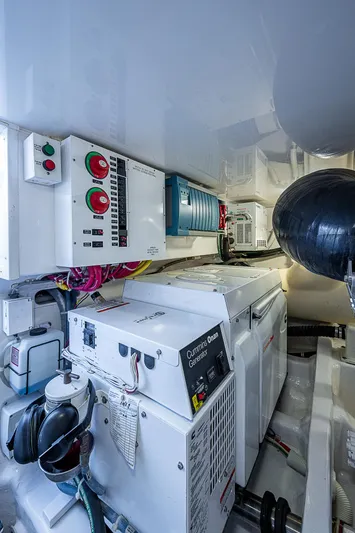 Isla Jane Yacht Photos Pics 