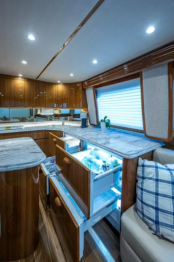 Isla Jane Yacht Photos Pics 