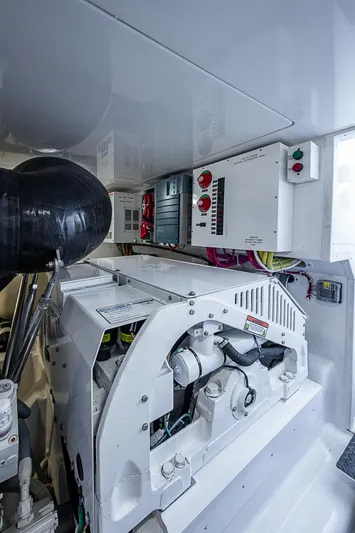 Isla Jane Yacht Photos Pics 