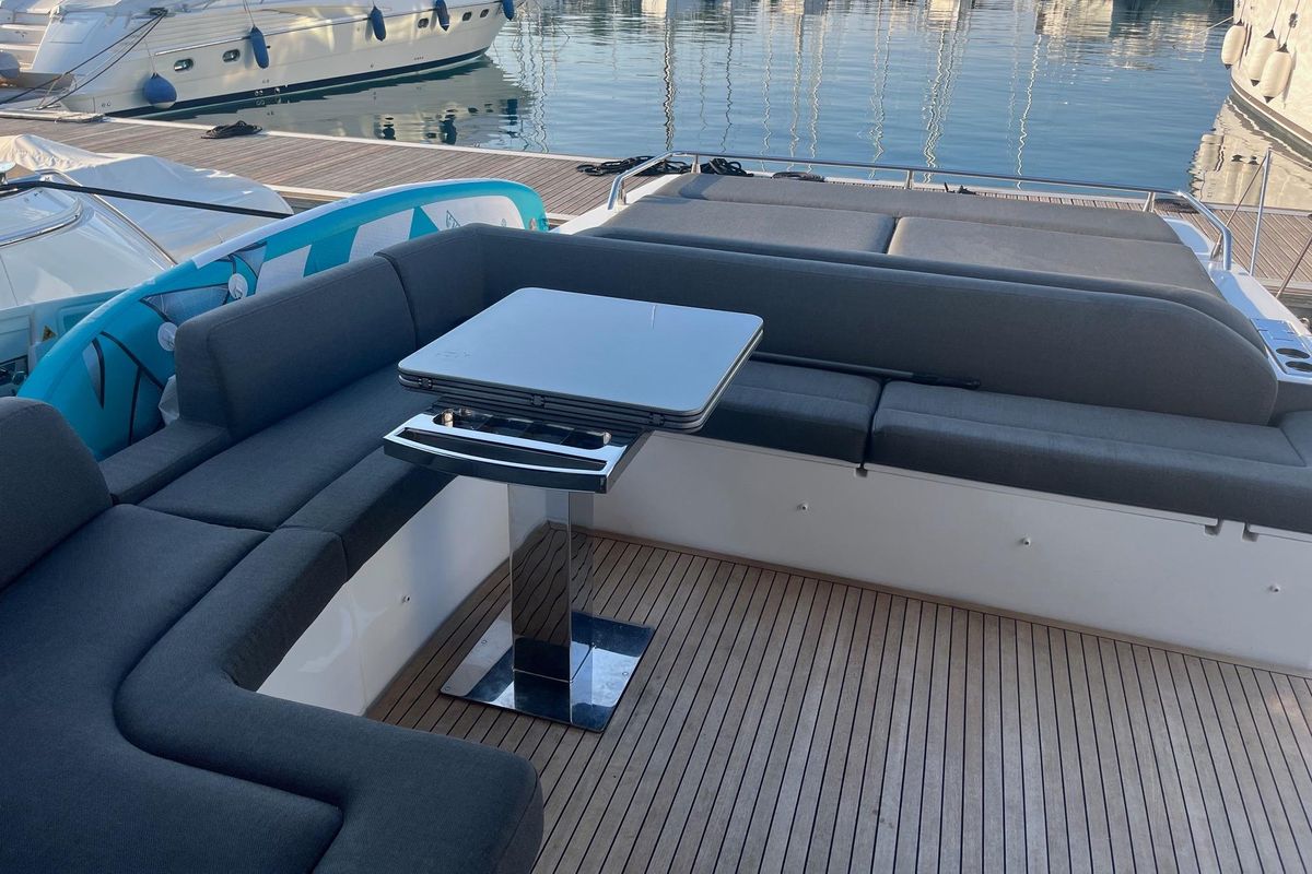2019 Azimut 59 