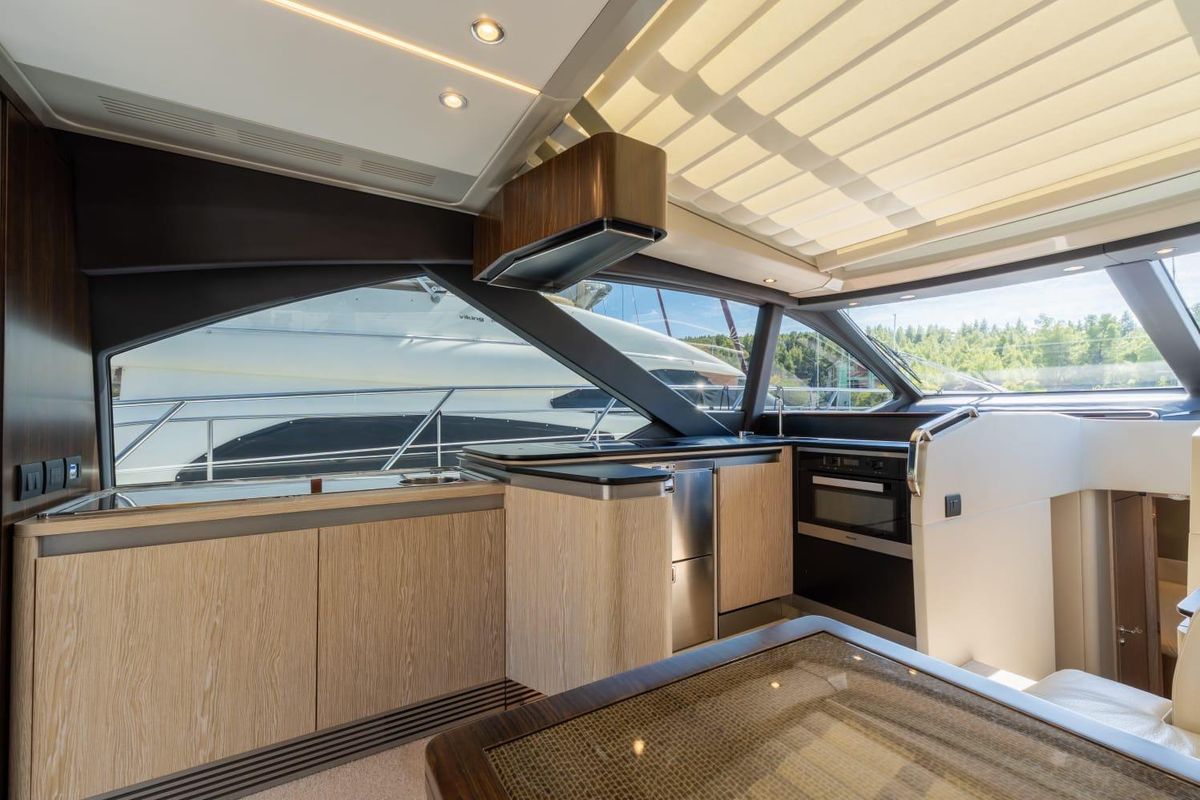 2019 Azimut 59 