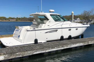 Tiara Yachts 3600 Sovran