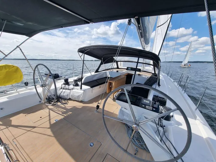  Yacht Photos Pics X4.9