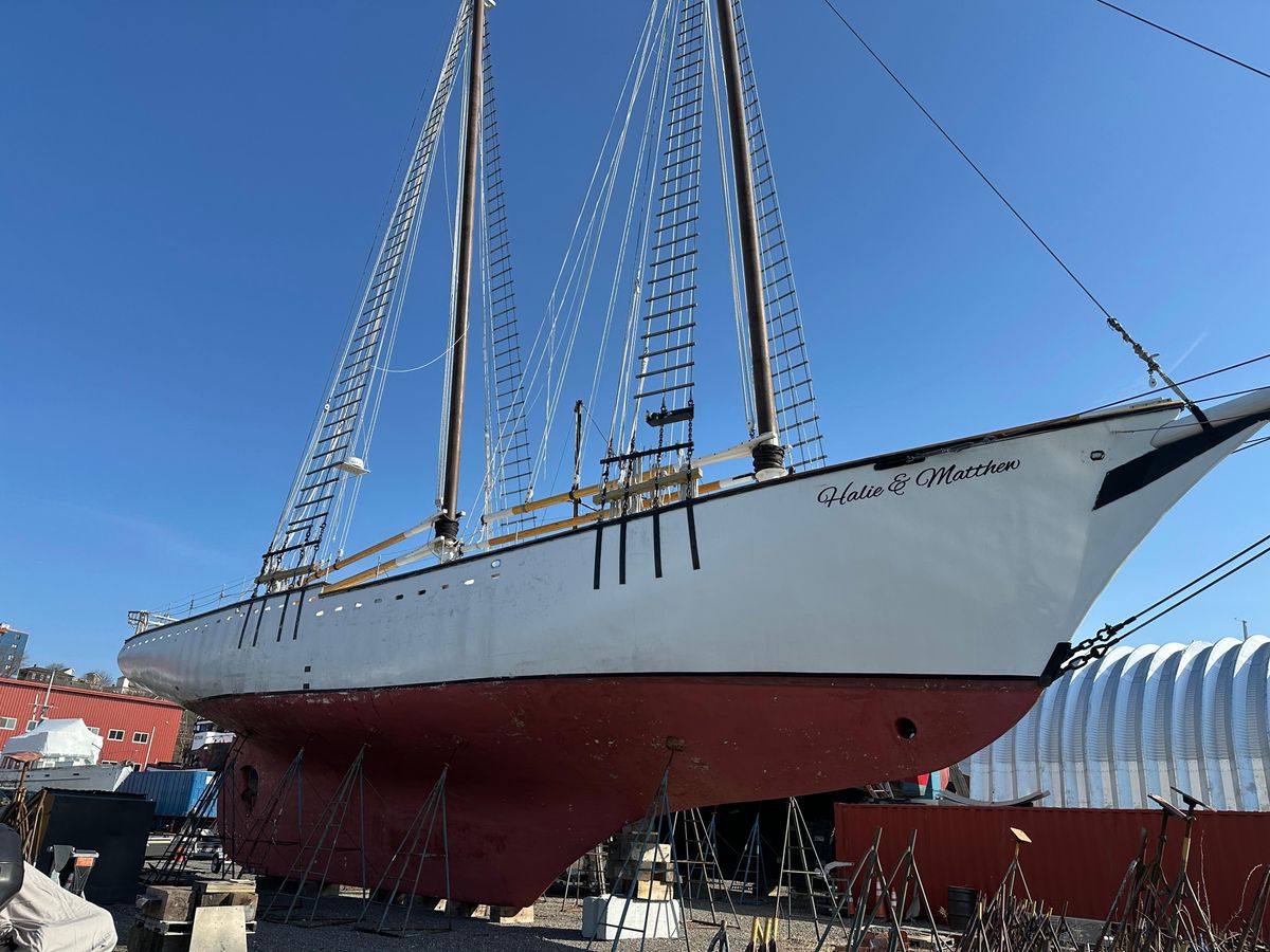 2006 Schooner 90 