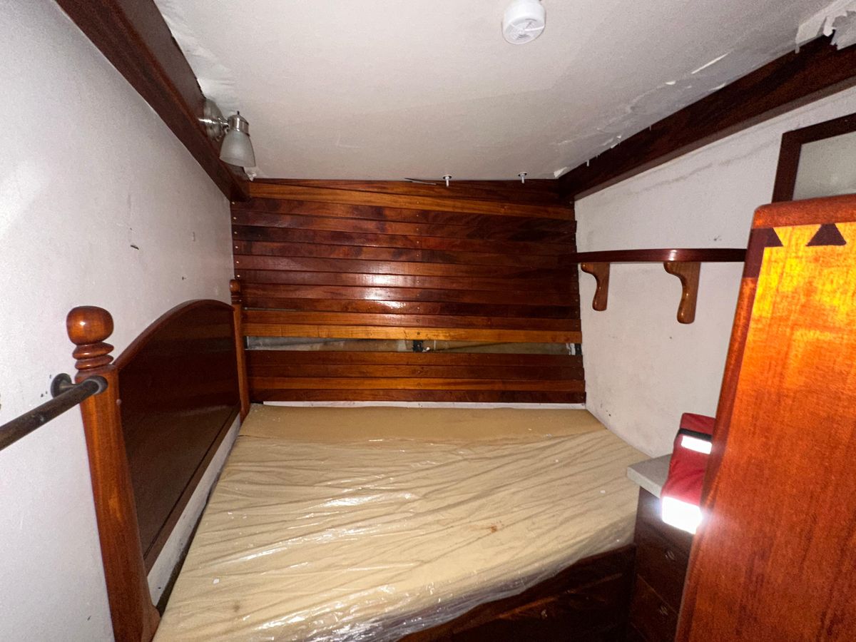 2006 Schooner 90 