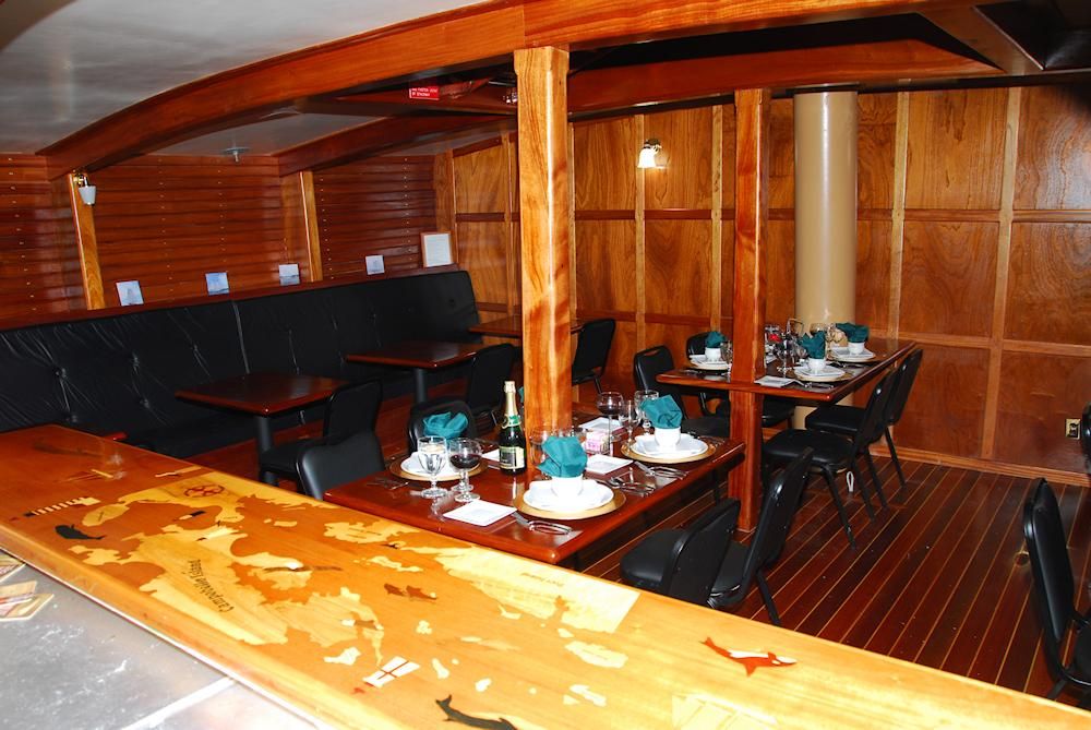 2006 Schooner 90 
