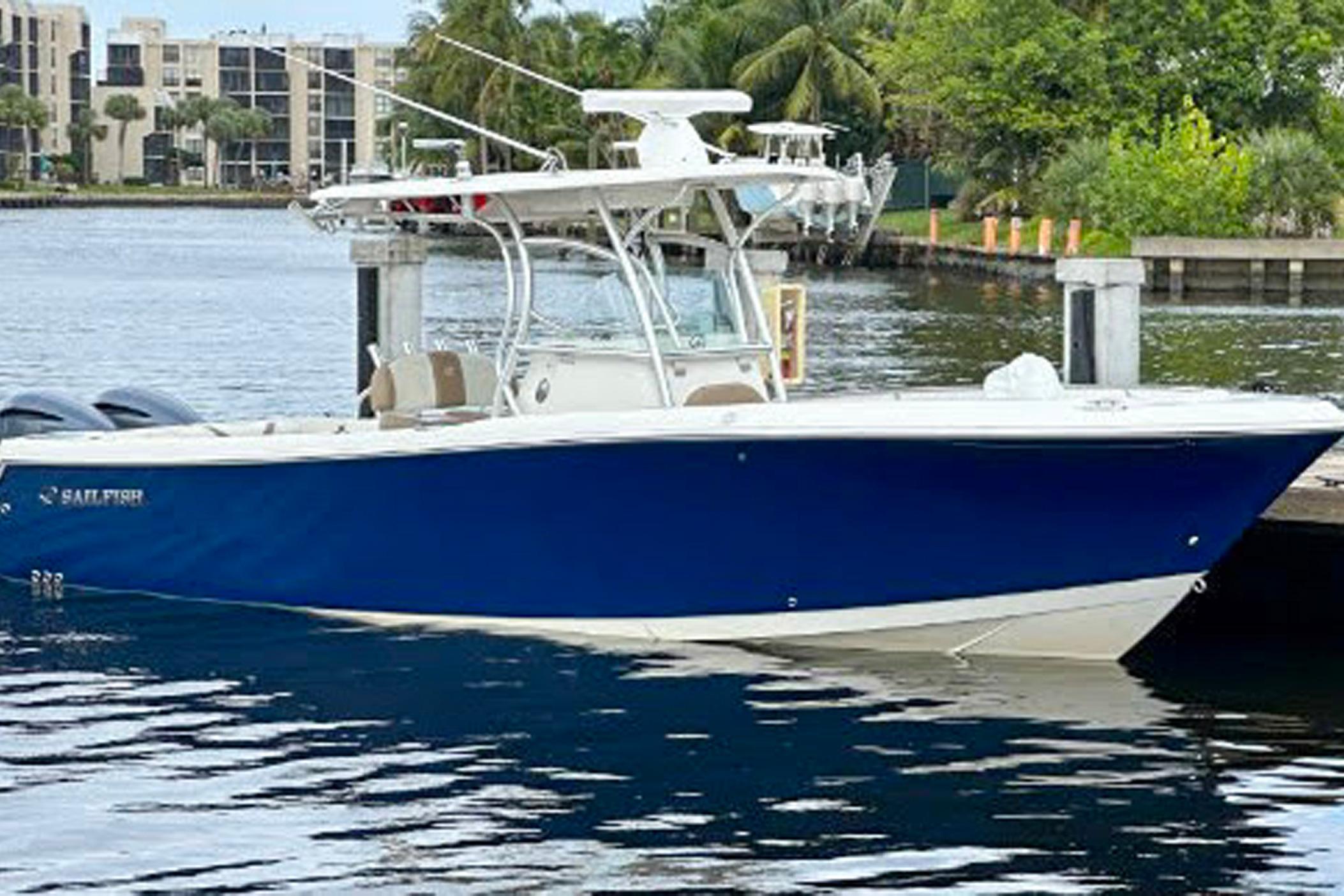 2013 Sailfish 290 CC