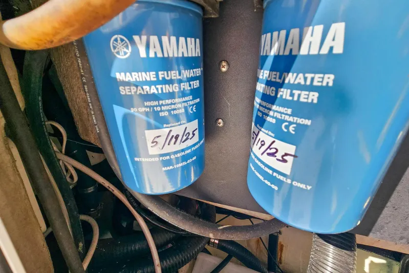 Buddy Yacht Photos Pics Yamaha marine fuel/water filters on a 2013 Sailfish 290 CC boat engine.