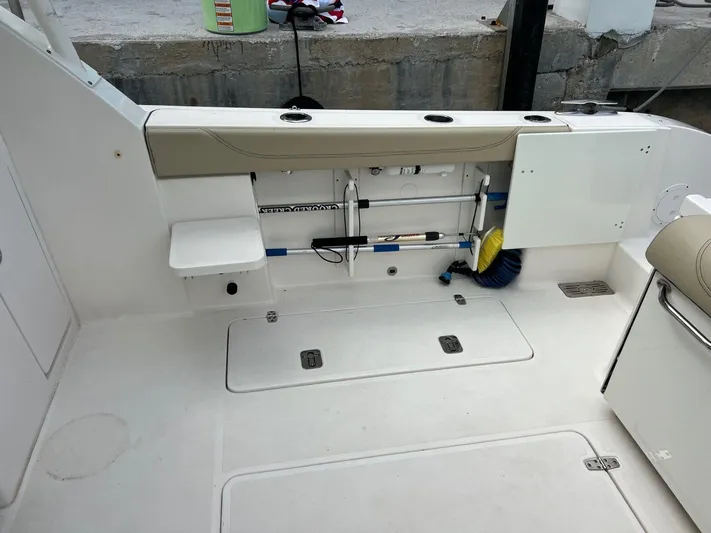  Yacht Photos Pics 2018 Pursuit 325 Dc - Image 30