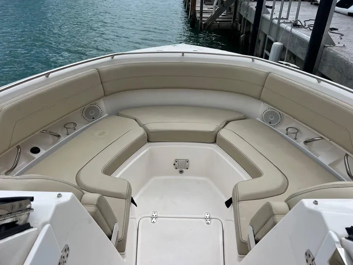  Yacht Photos Pics 2018 Pursuit 325 Dc - Image 14