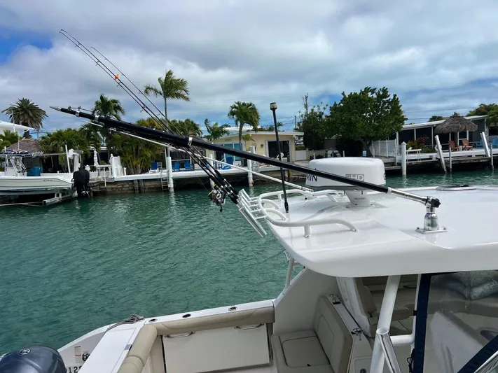  Yacht Photos Pics 2018 Pursuit 325 Dc - Image 33