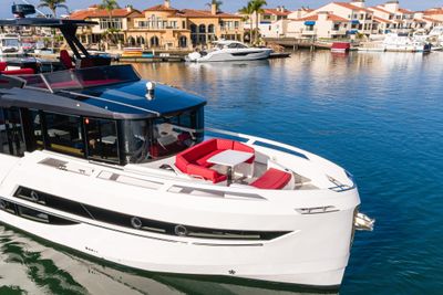 Yacht