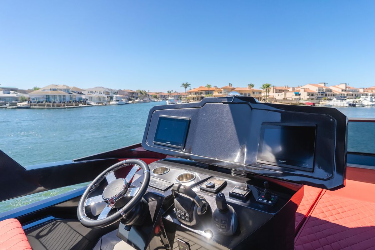 2023 OKEAN 52 