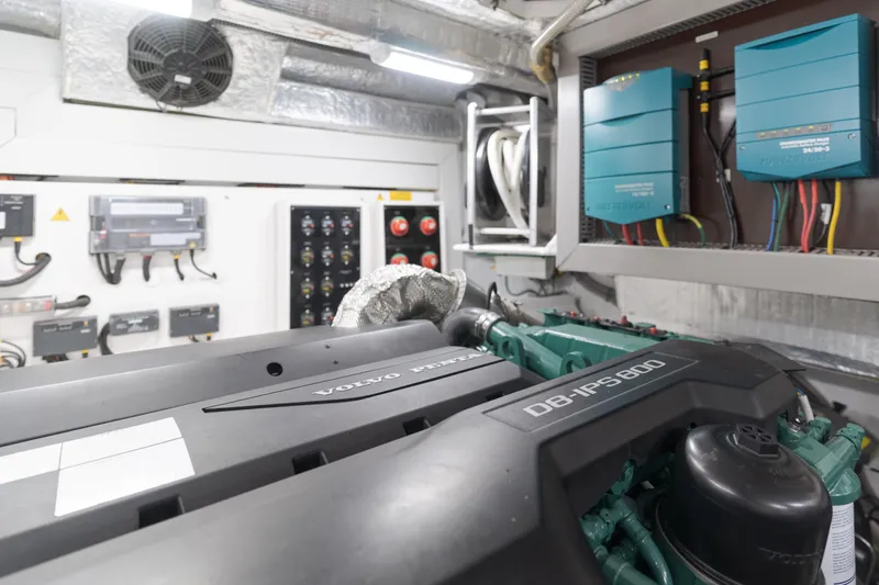 Saigon Yacht Photos Pics Engine room of 2023 OKEAN 52 Fly yacht with Volvo Penta D8-IPS 800 engine.