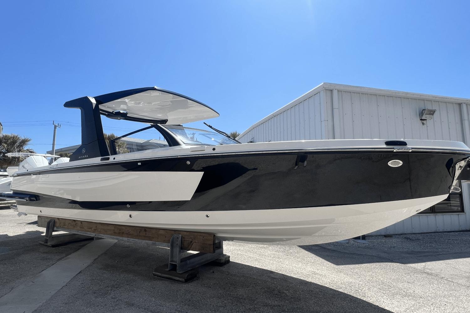 2024 Aviara AV28 Outboard Runabout for sale - YachtWorld