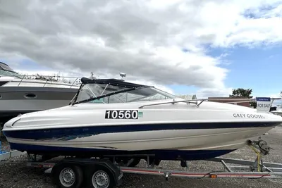 1998 Bayliner 2152 Capri Cuddy