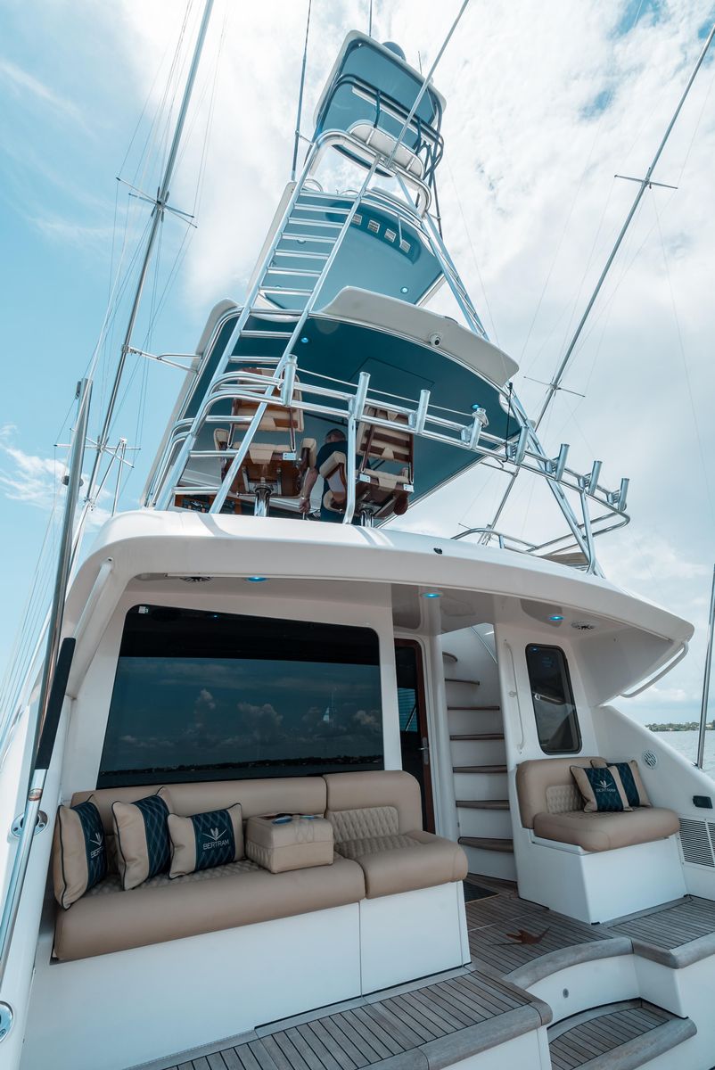 2006 Bertram 63 