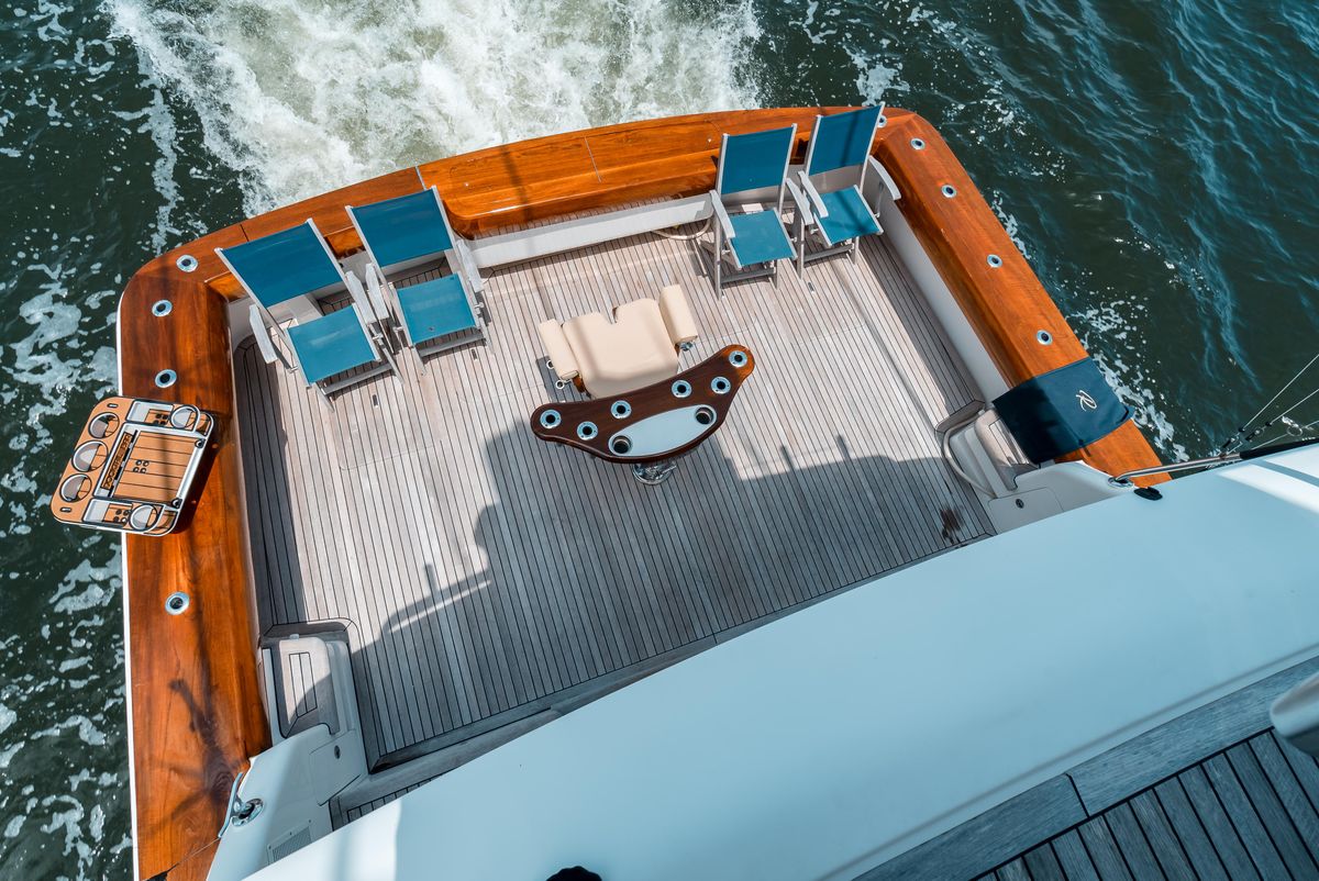 2006 Bertram 63 
