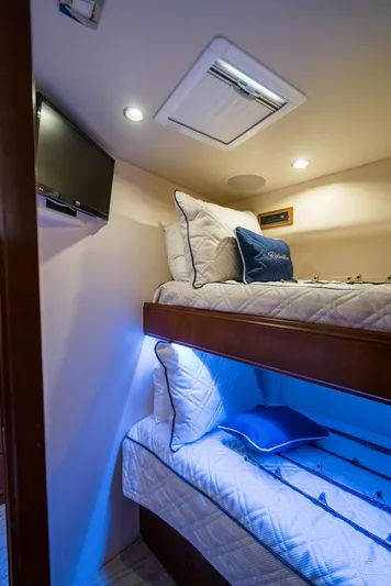 Relentless Yacht Photos Pics 