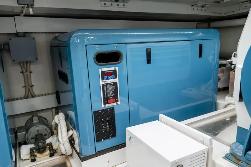 Relentless Yacht Photos Pics 