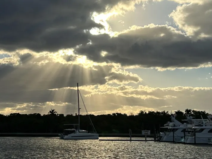 Encore Yacht Photos Pics 