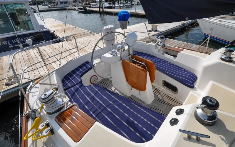 Diamond Yacht Photos Pics Tartan 4100 - Diamond - Cockpit With Cushions