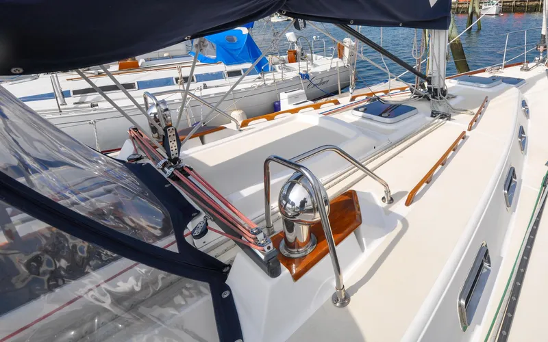 Diamond Yacht Photos Pics Tartan 4100 - Diamond - Coach Roof