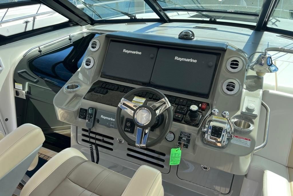 2013 Sea Ray 54 