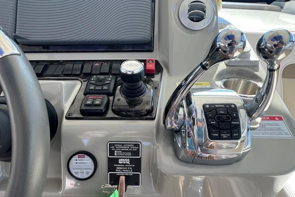 2013 Sea Ray 54 