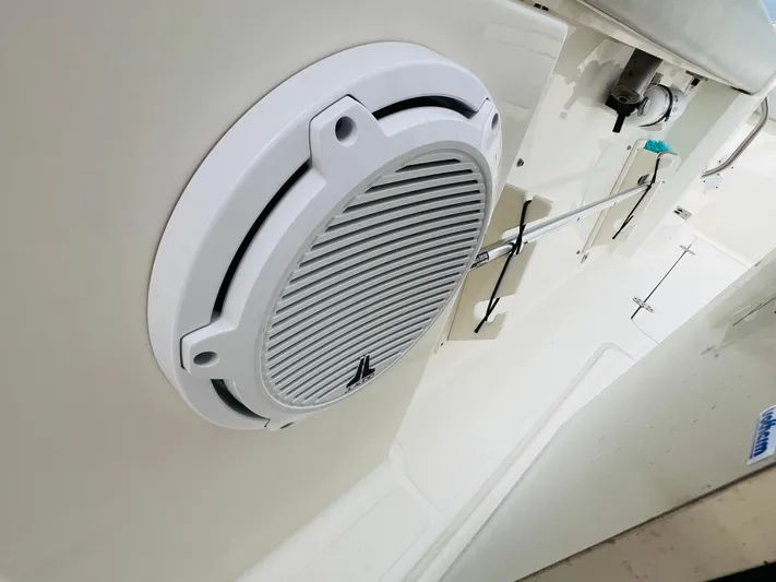  Yacht Photos Pics Close-up of a 2022 Pursuit S 358 Sport boat speaker system.