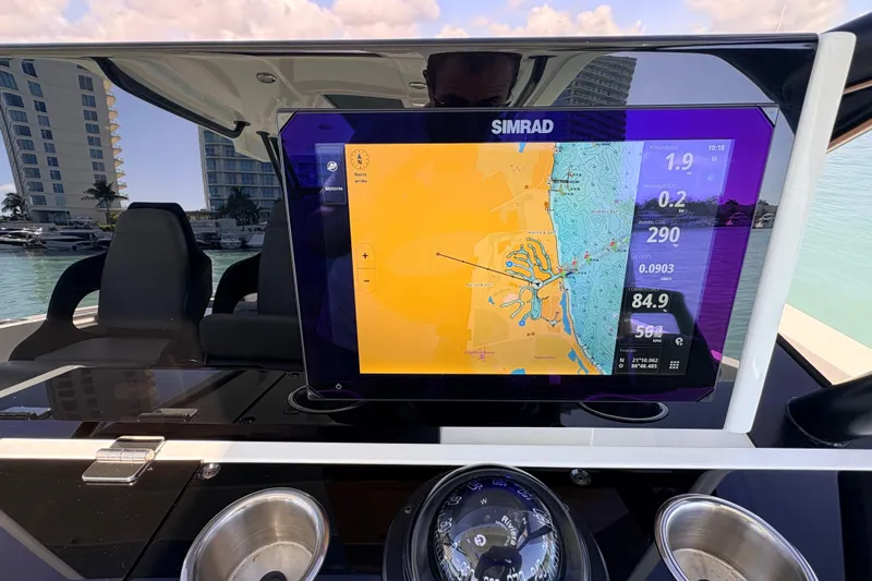 Casa - Ashanty Yacht Photos Pics Simrad navigation display on 2025 De Antonio Yachts D32, showing nautical map and data.
