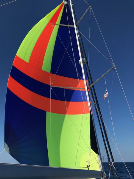 2009 Hunter 49