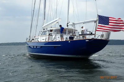 Palmer Johnson Alden Custom Pilothouse