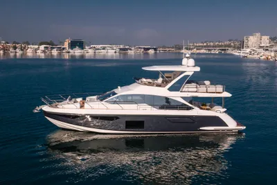 Azimut 60