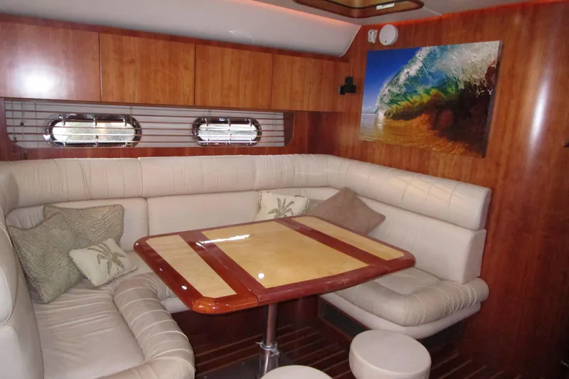 Endless Summer Yacht Photos Pics Portside dinette
